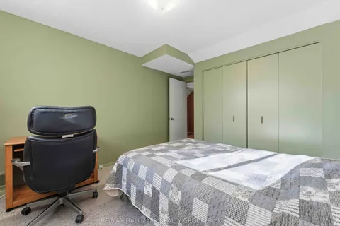 1884 Elmridge Drive, ON K1J 6R7