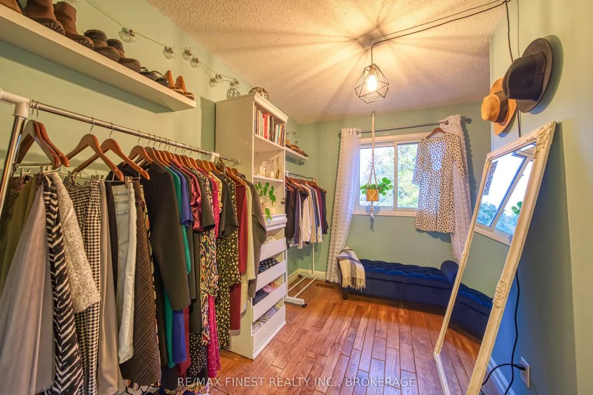 24 Adley Place, ON K7K 6G8