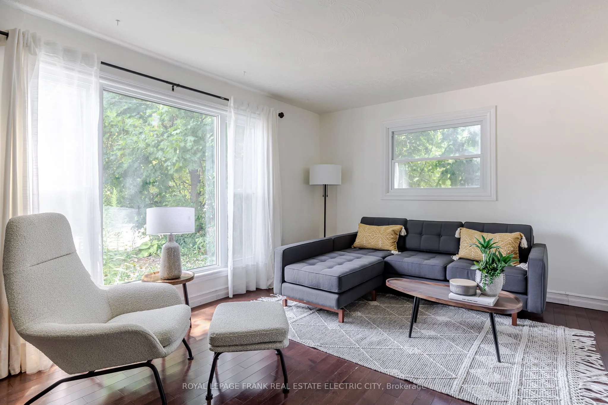 130 Hazlitt Street, ON K9H 1L5