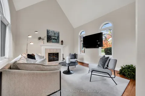 250 Grey Squirrel Place, ON N2K 3H9