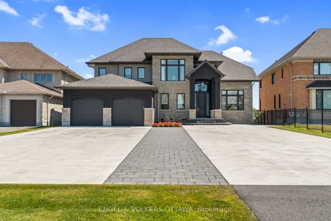 151 Winding Way, ON K2C 3H1