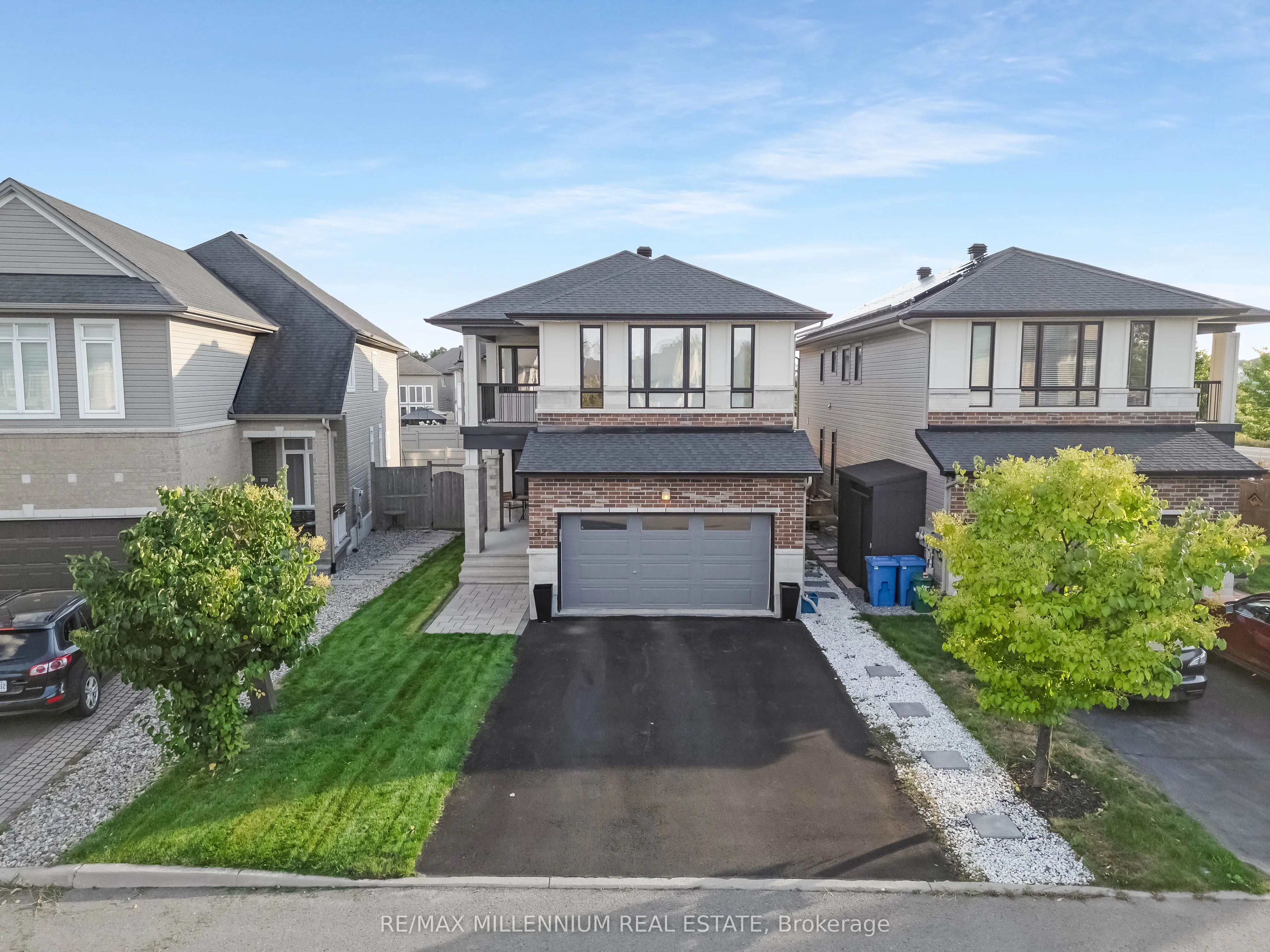 327 BALLINVILLE Circle, ON K4M 0E2