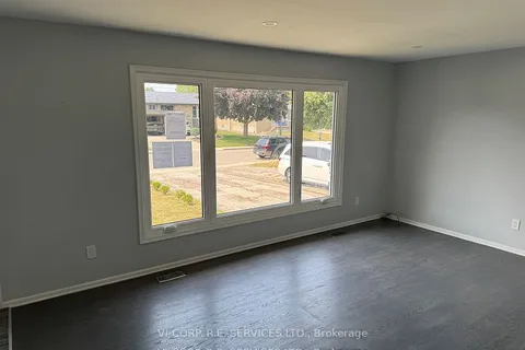 89 Greeningdon Drive, ON L9A 3A8