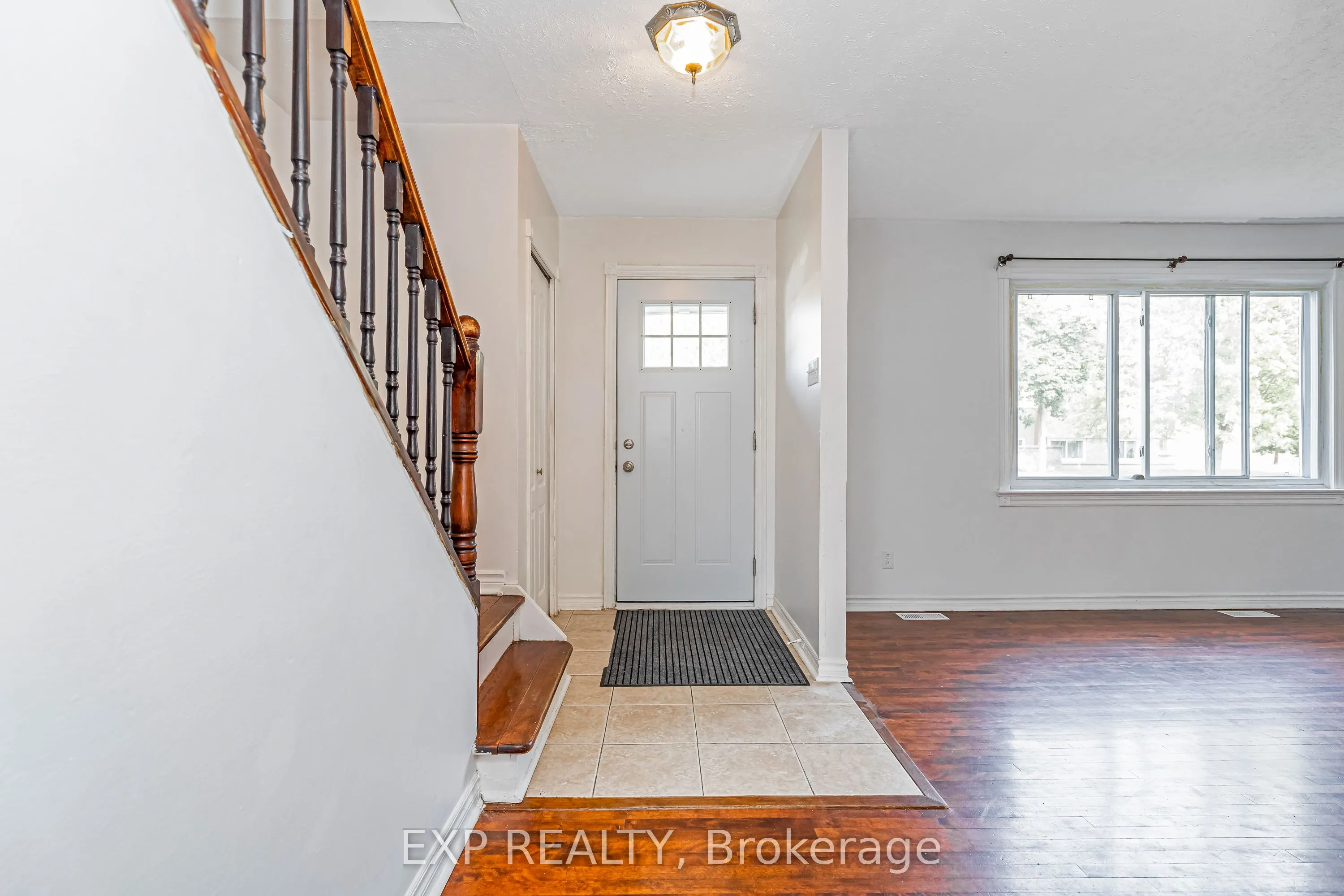 646 Borthwick Avenue, ON K1K 2L9