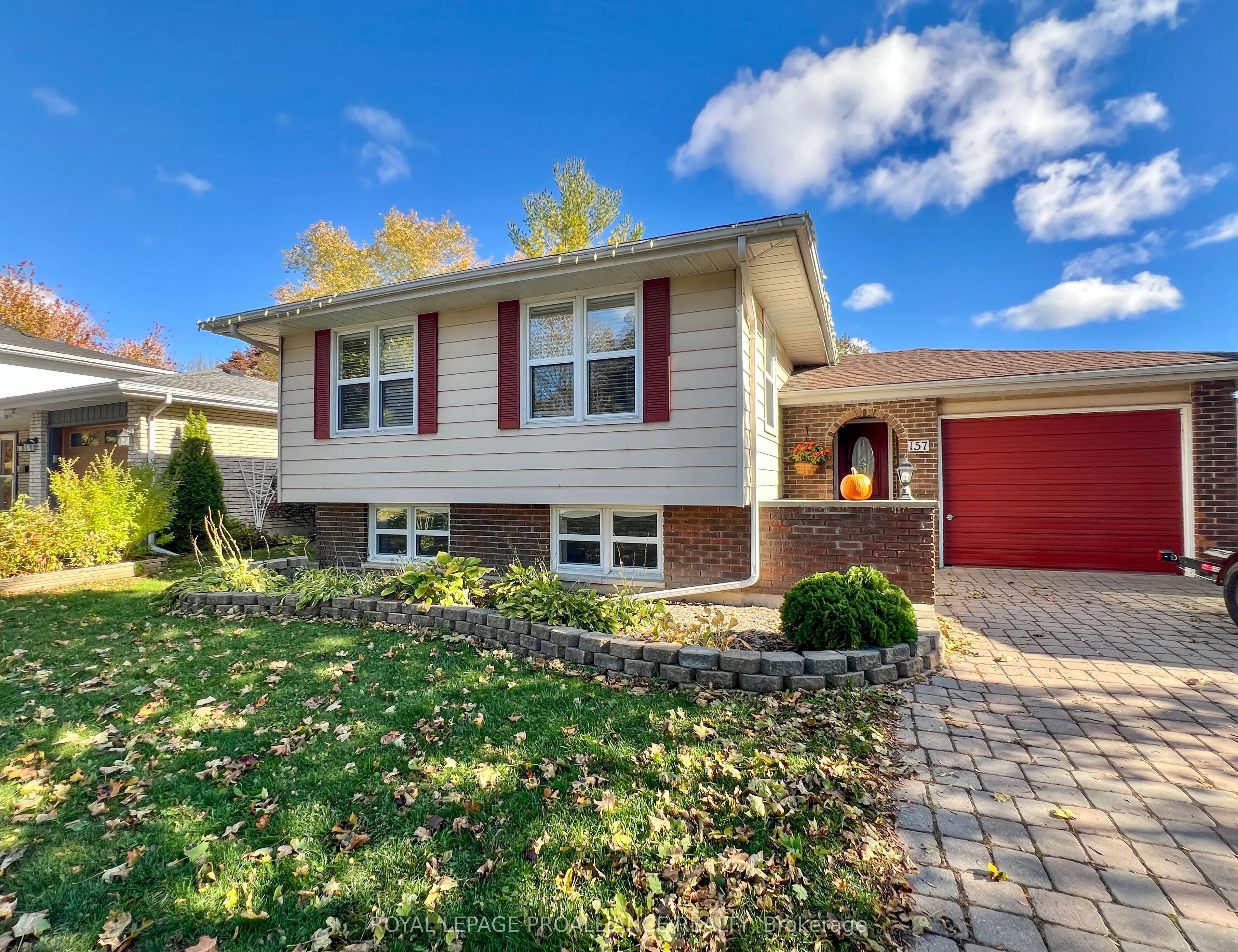 157 Singleton Drive, ON K8N 5H4