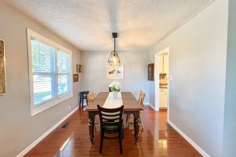 157 Singleton Drive, ON K8N 5H4