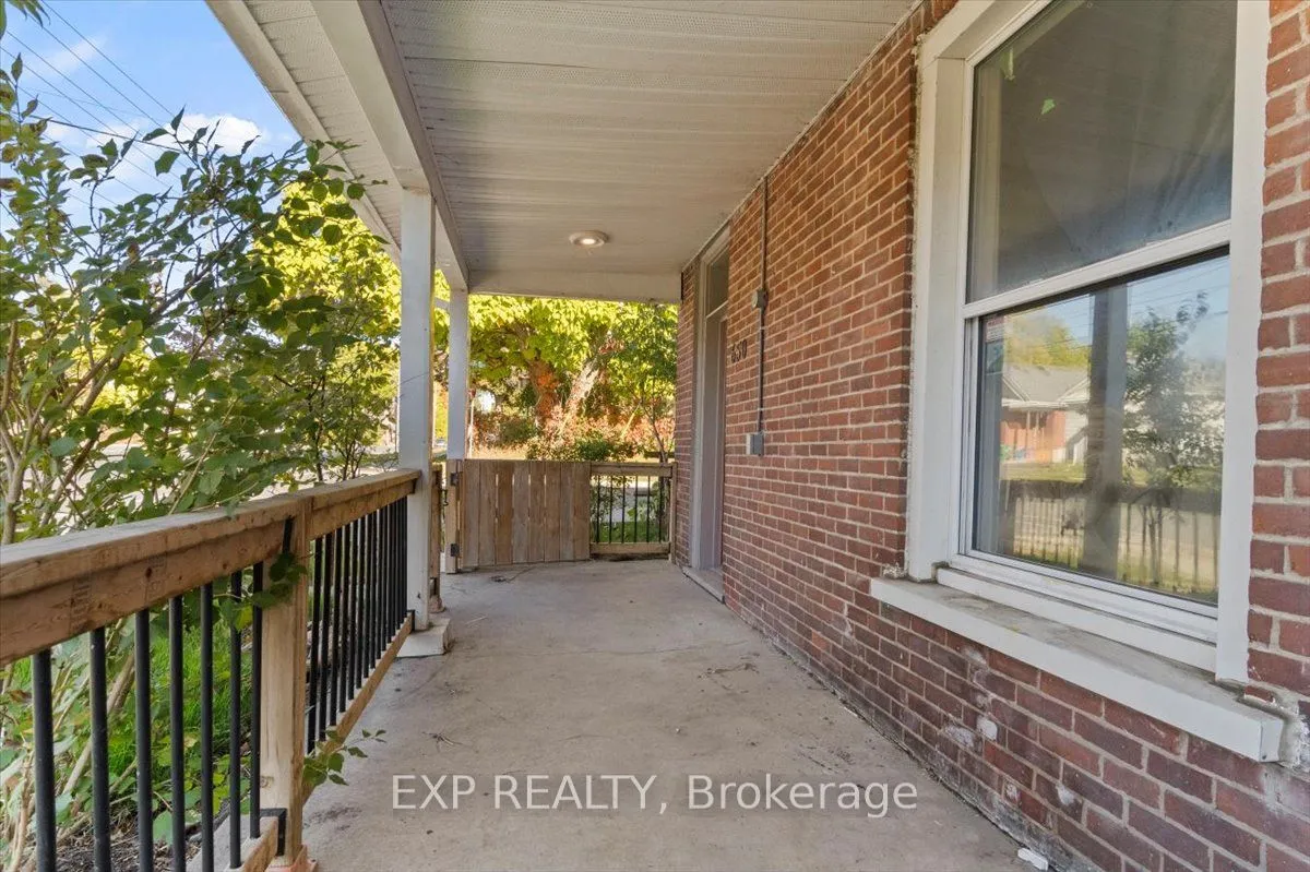 650 Armour Road, ON K9H 1Z4