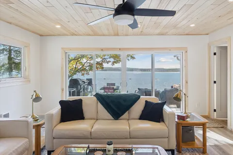 30 Tara Court, ON K0L 2R0