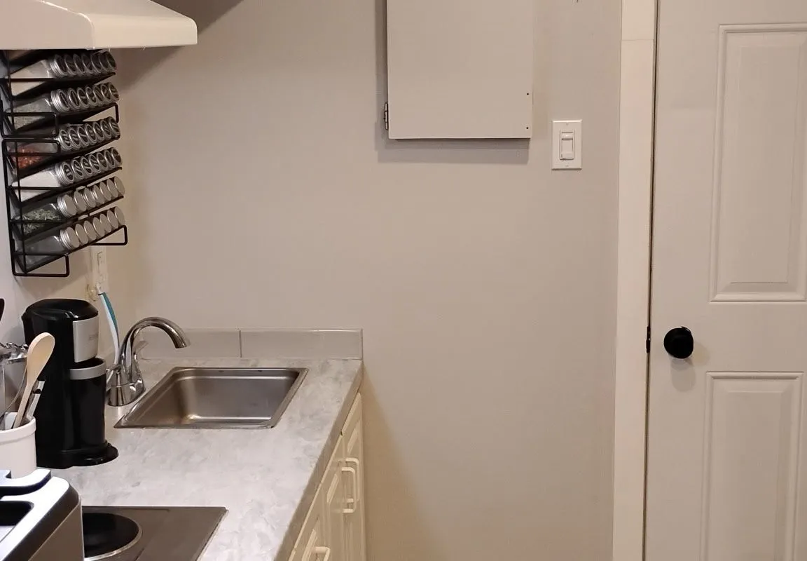 23 Lefebvre Avenue, ON K6H 5G3