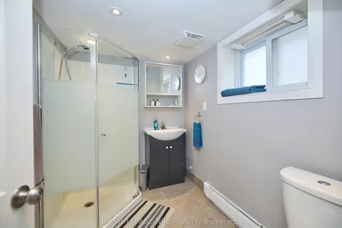 92 Dufferin Street, ON L2R 1Z8