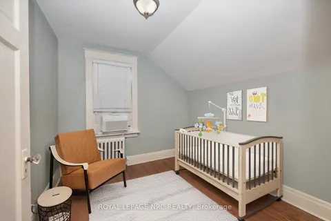 92 Dufferin Street, ON L2R 1Z8