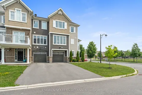 349 Pumpkinseed Crescent, ON K2J 6K1