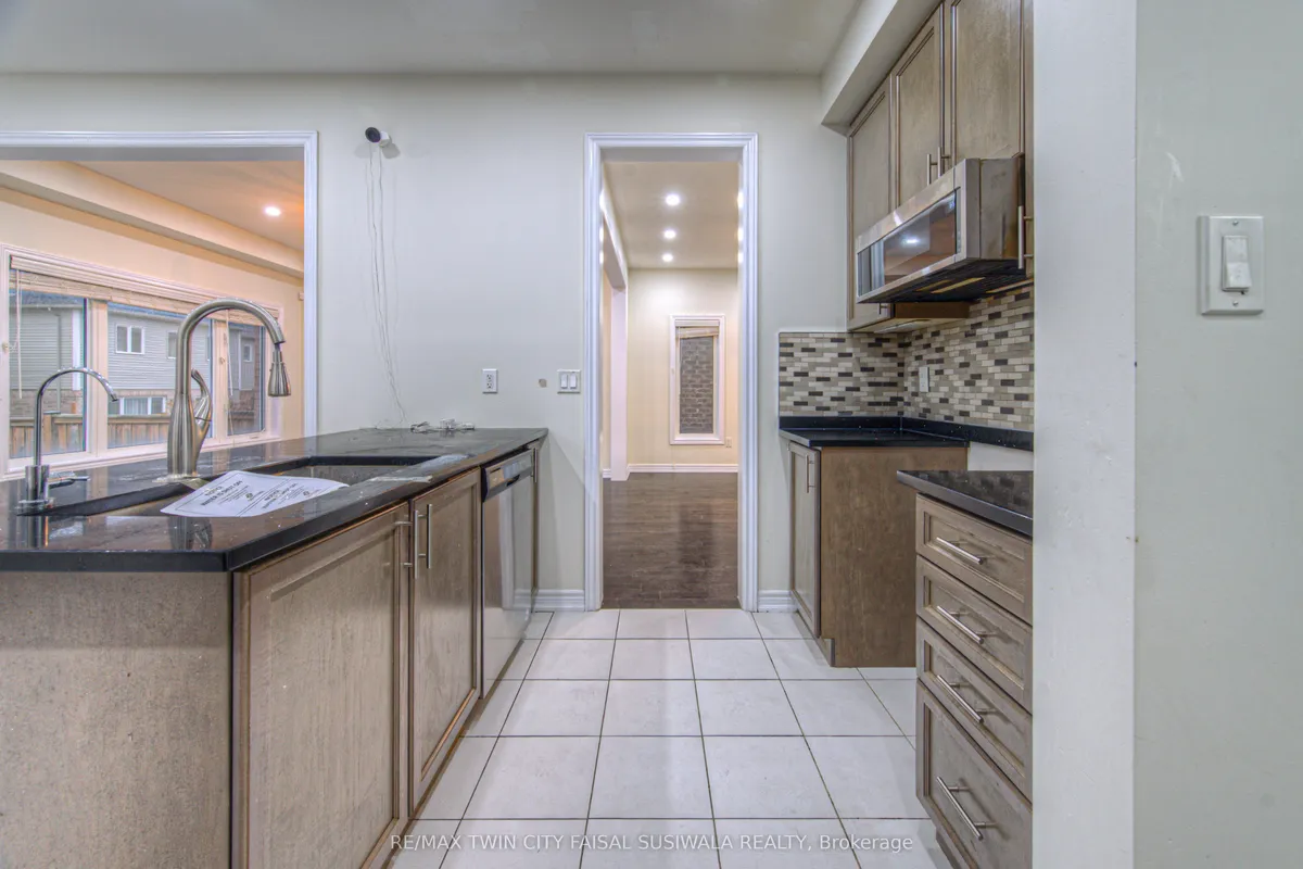 52 Weatherall Avenue, ON N3H 0C1