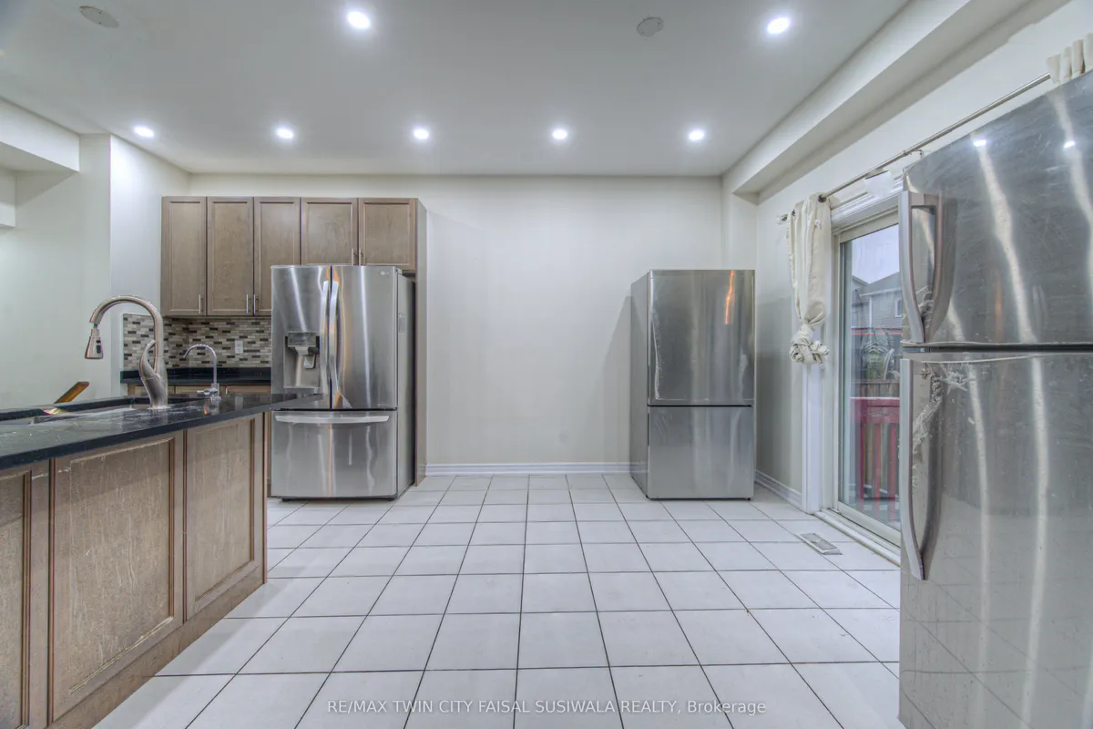 52 Weatherall Avenue, ON N3H 0C1