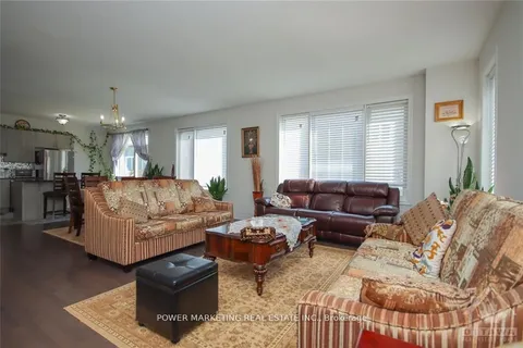 339 LAMARCHE Avenue, ON K1W 0M9