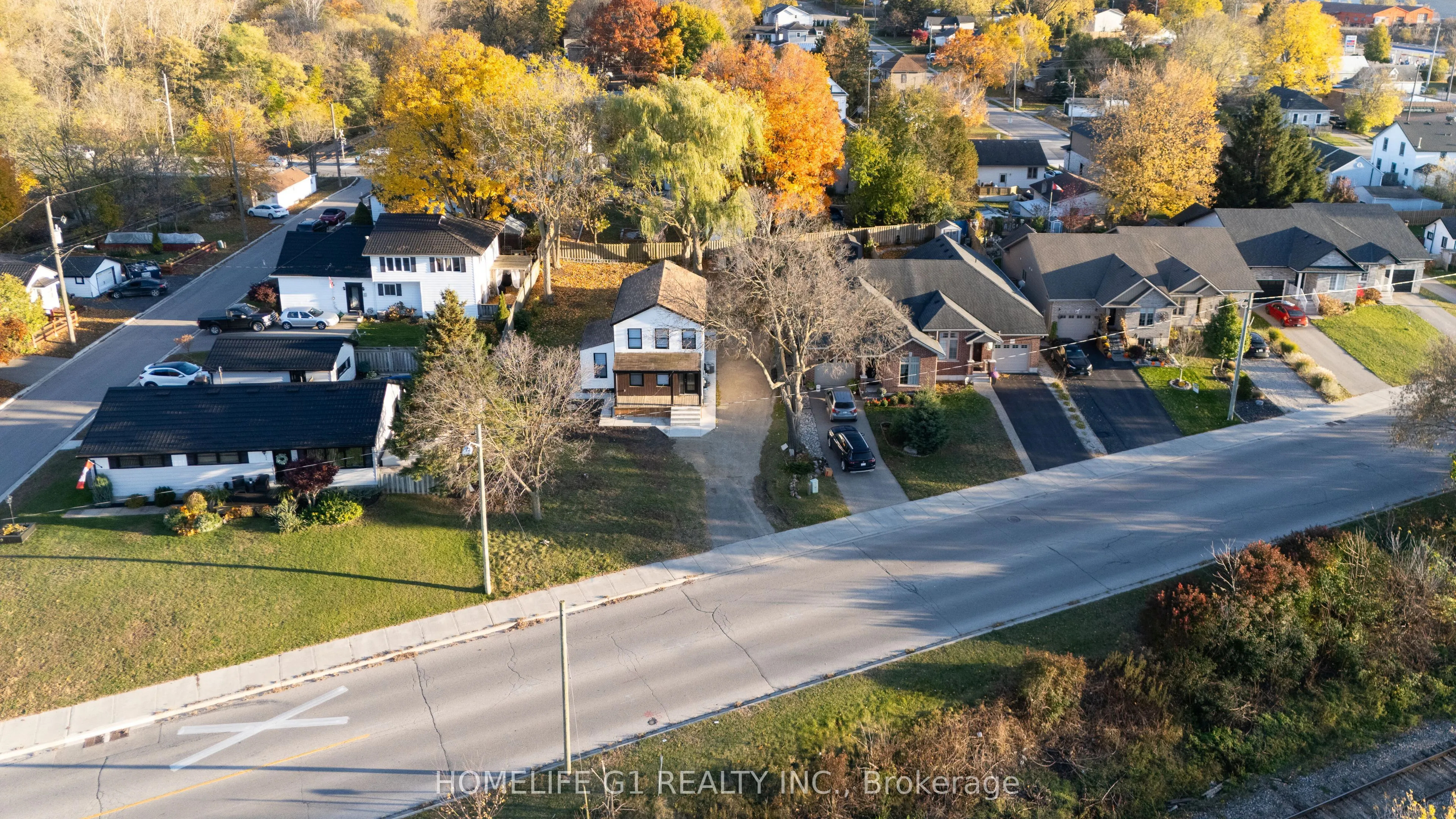 241 Charles Street, ON N5C 2M5