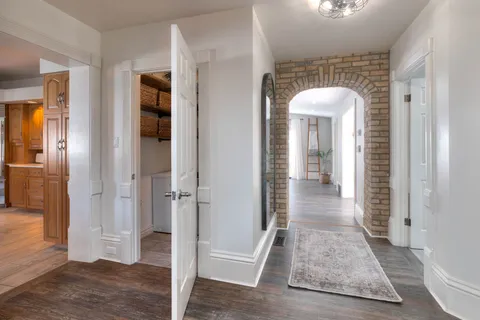 179 Main Street, ON N0G 1B0