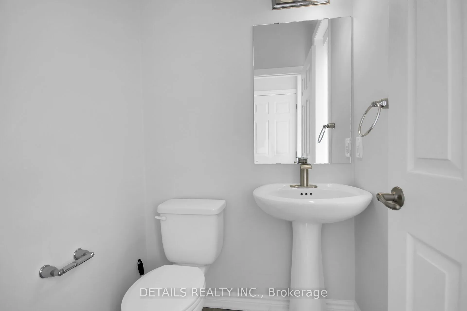 116 Unity Place, ON K2S 2Y8