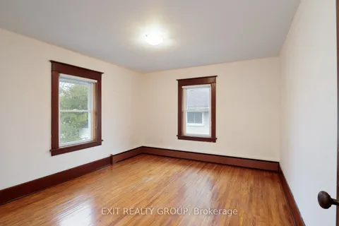 92 Byron Street, ON K8V 2Y2