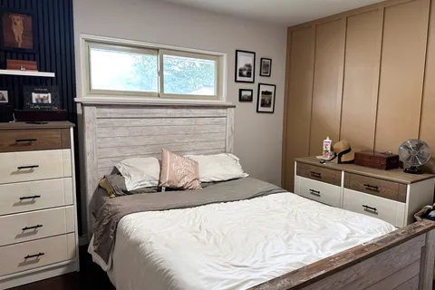 535 13th Street, ON N4N 1Y5