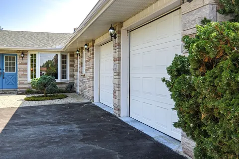 95 Baylea Drive, ON K8V 5P5