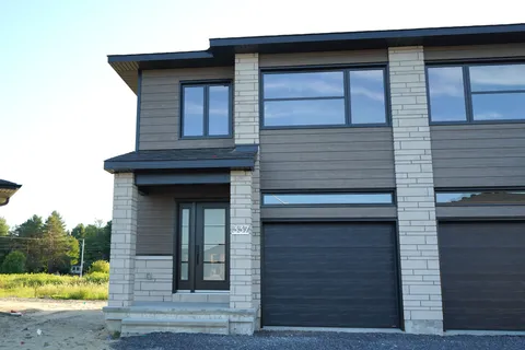 114 Lorie Street, ON K0A 2M0