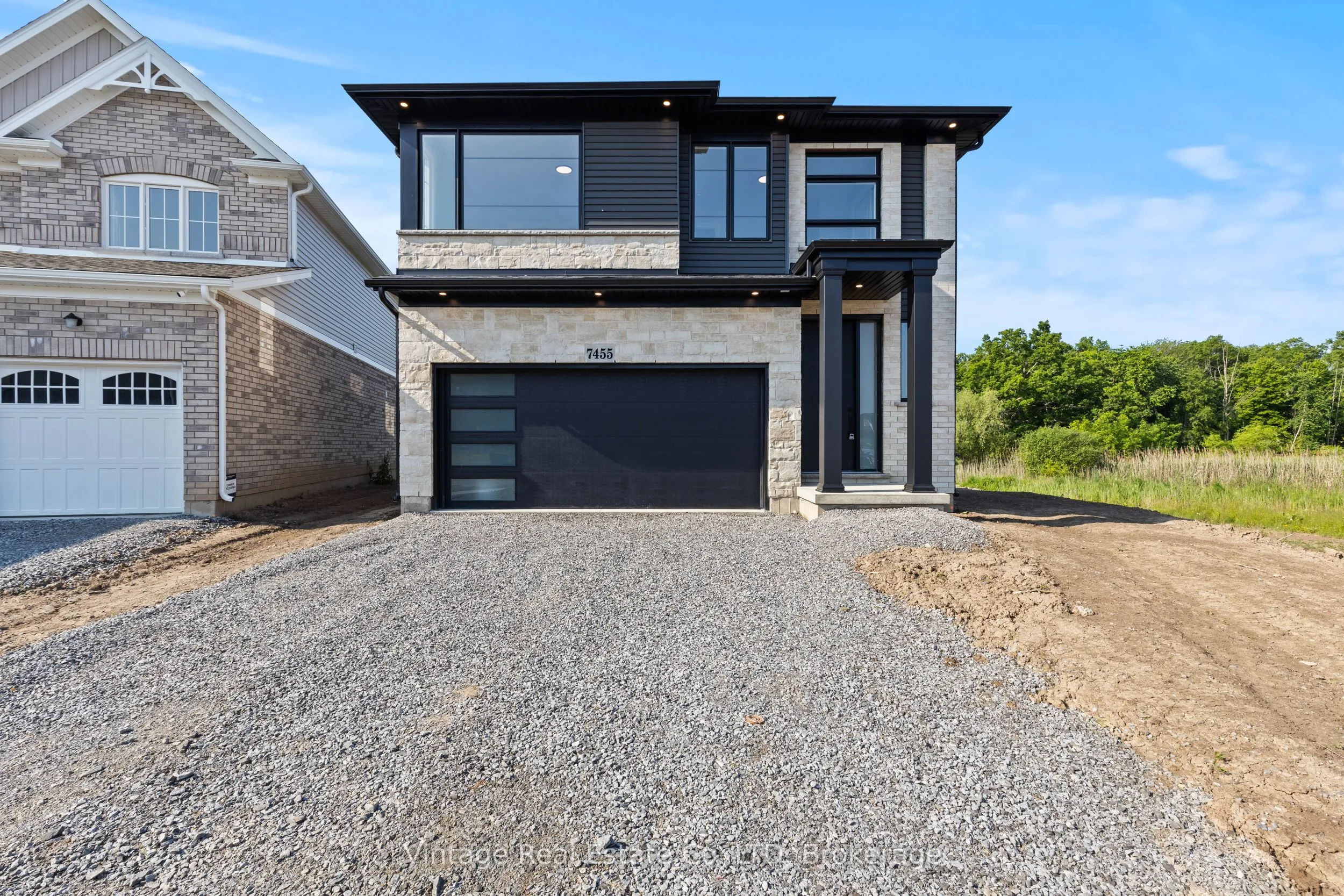 7455 Majestic Trail, ON L2H 3V9