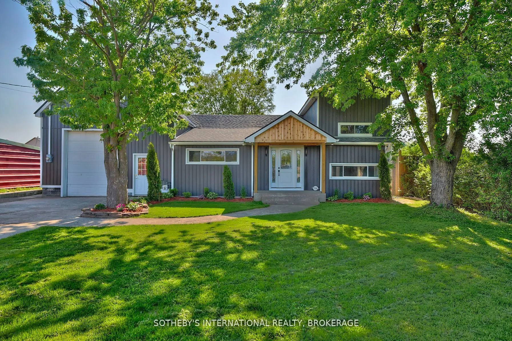 7186 Garner Road, ON L2H 0X7