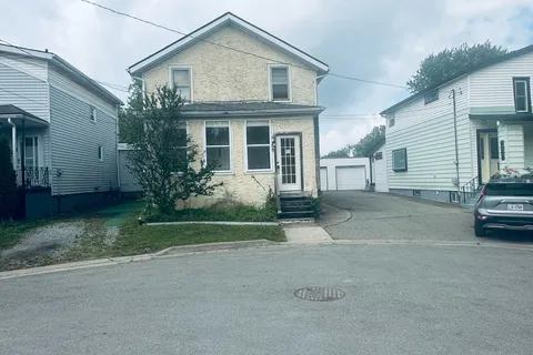 4299 Second Avenue, ON L2E 4G8