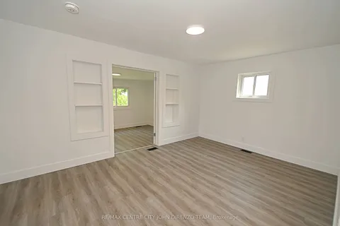 52 Woodworth Avenue, ON N5P 3J8