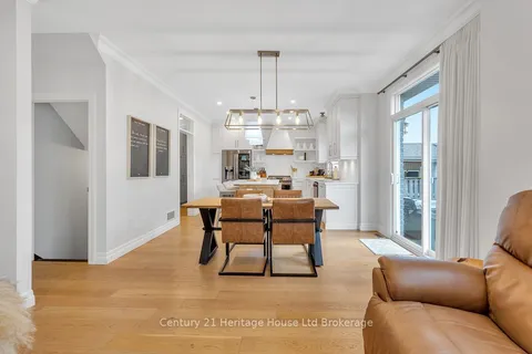 12 Oliver Crescent, ON N0M 2M0