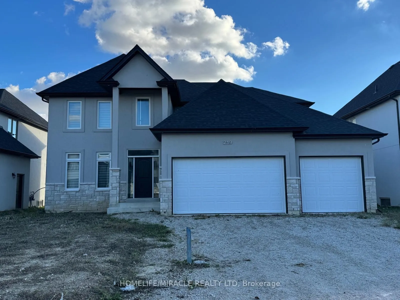 219 Cowan Court, ON N9V 0G9