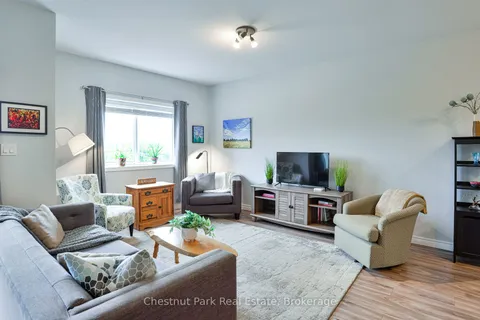 99 Main Street, ON P1H 1X1