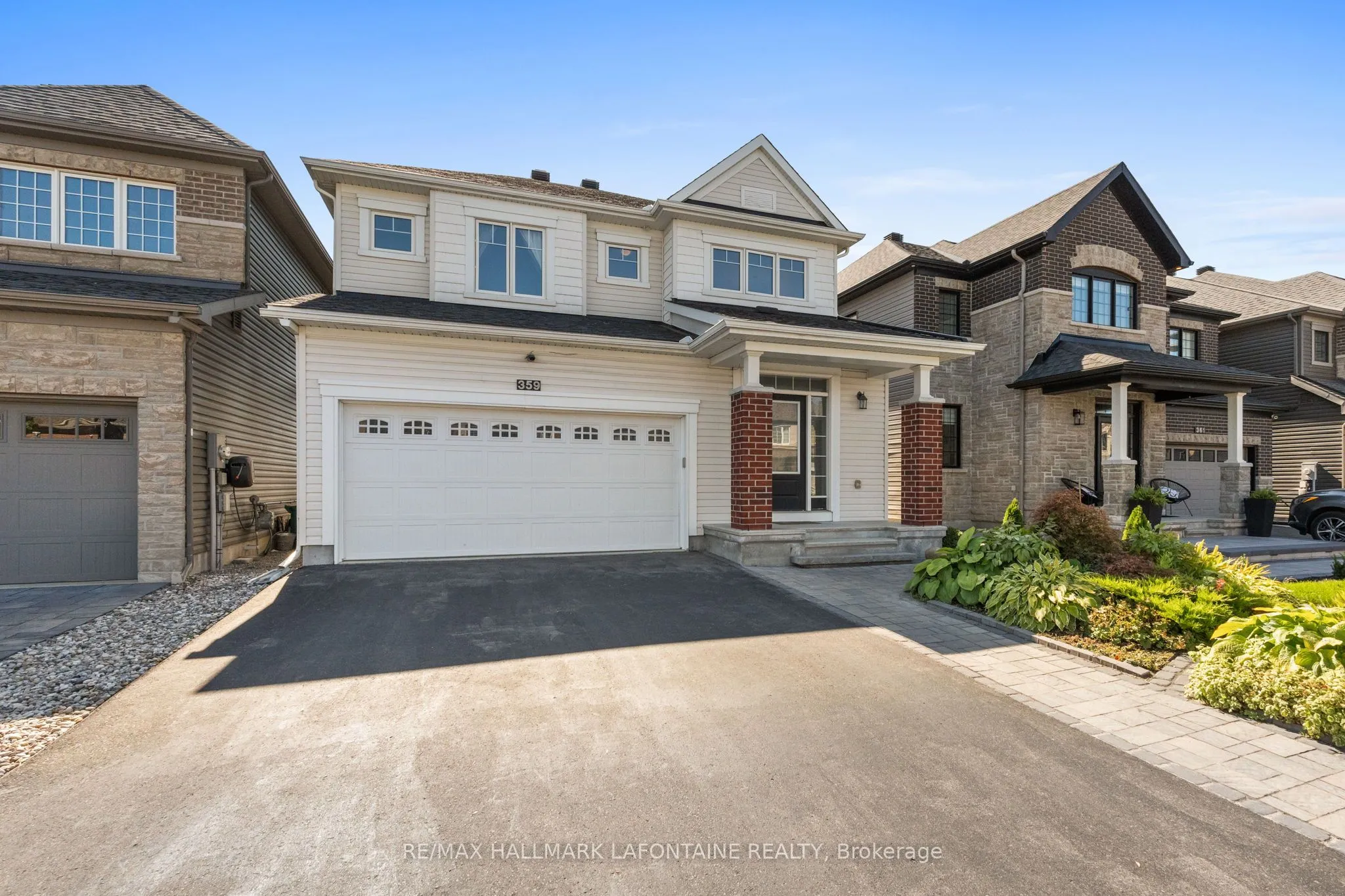 359 Hepatica Way, ON K4A 0Z1