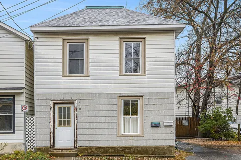 17 Mill Street, ON K7H 1W1