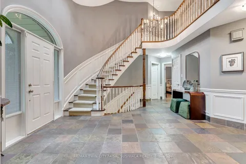 22 Deerpath Court, ON N1T 1H7