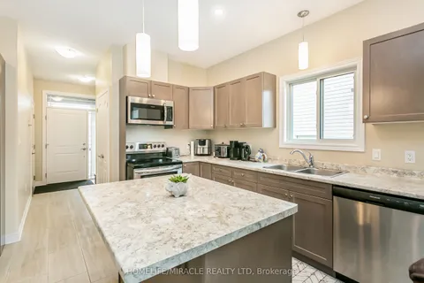 15 Tucker Street, ON L2V 0G3