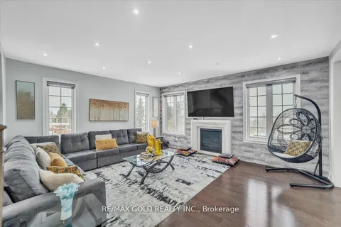 28 Meek Avenue, ON L0W 2Z2