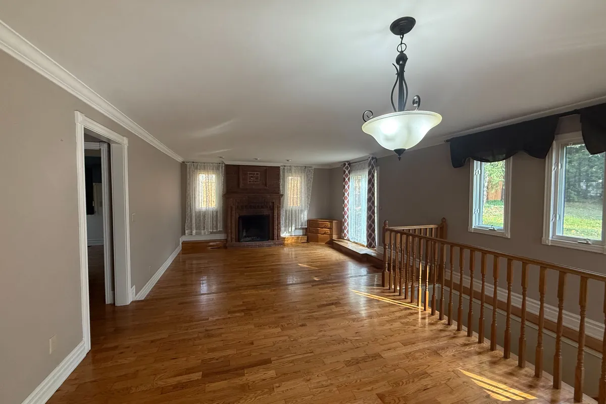 1 Kenneth Avenue, ON N0B 1T0