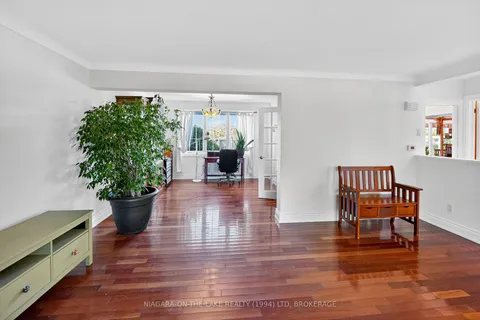 21 Garrison Village Drive, ON L0S 1J0