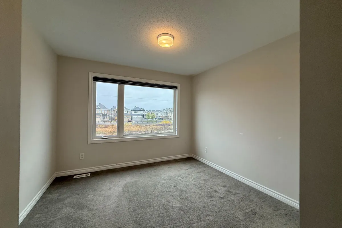 709 Megrez Way, ON K2J 6S9