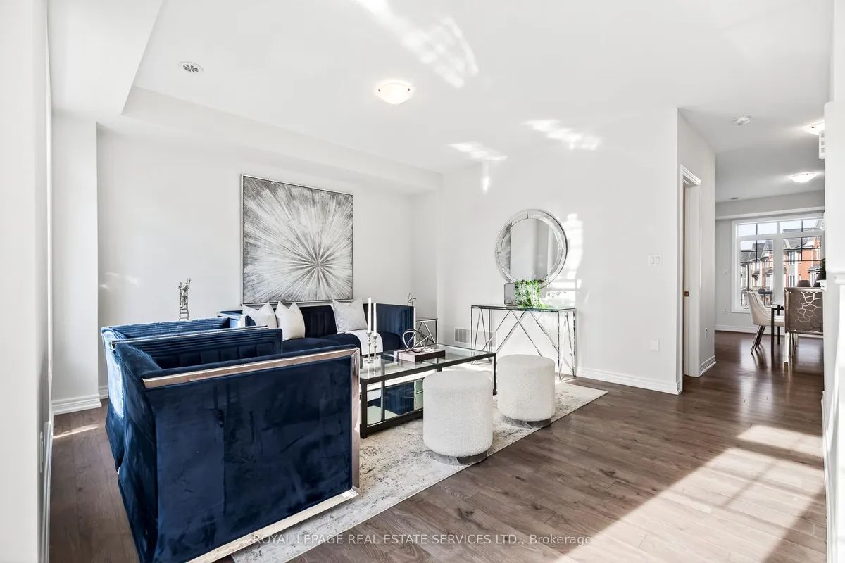 13 Canoe Lane, ON L8K 0A3