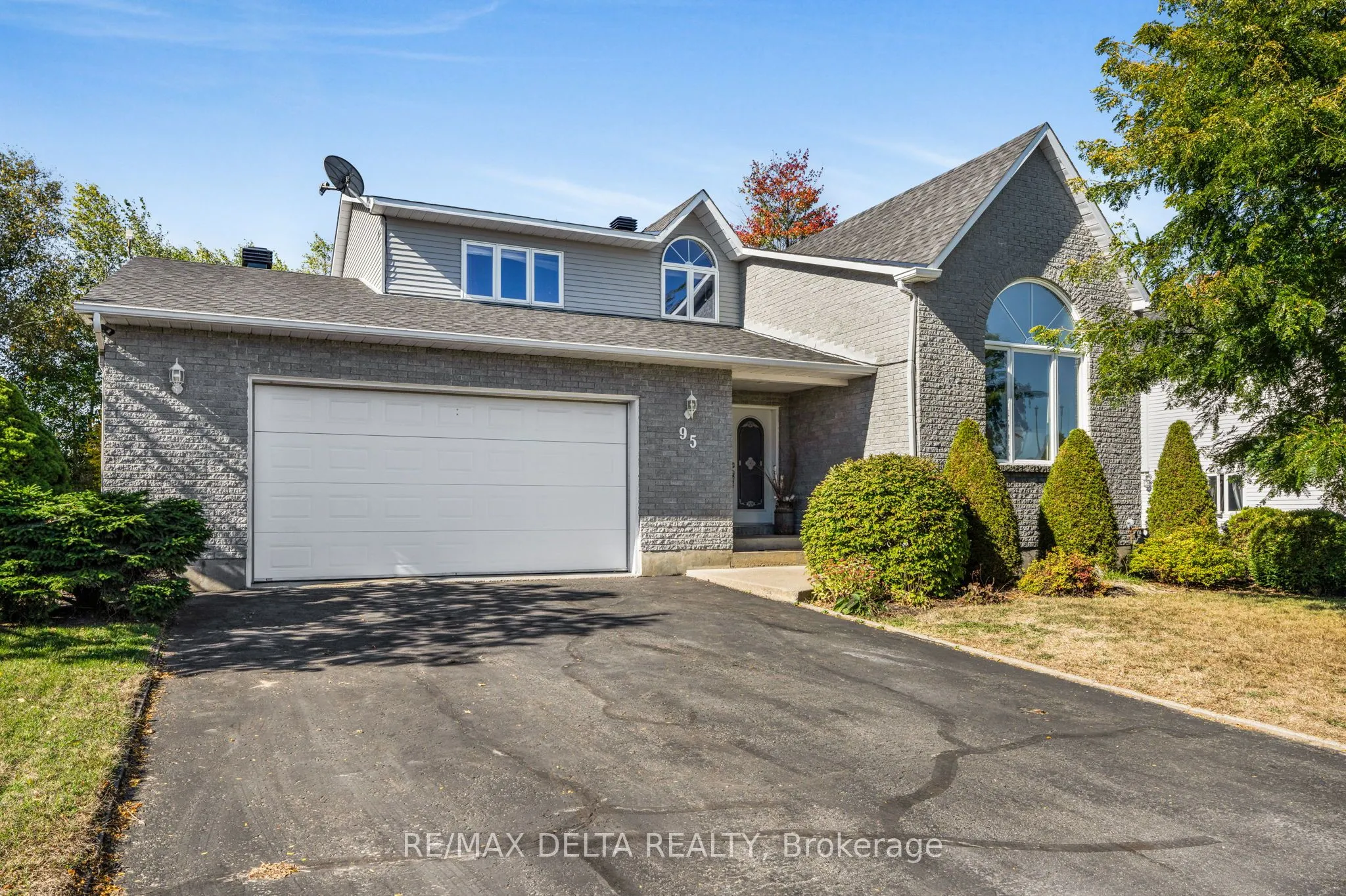 95 Lalande Crescent, ON K0B 1L0