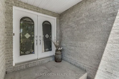 95 Lalande Crescent, ON K0B 1L0