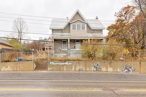 131 Bonnechere Street, ON K0J 1T0