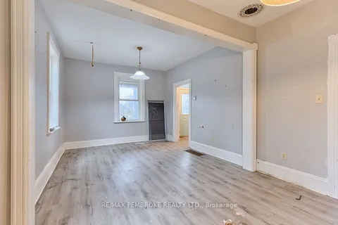 131 Bonnechere Street, ON K0J 1T0