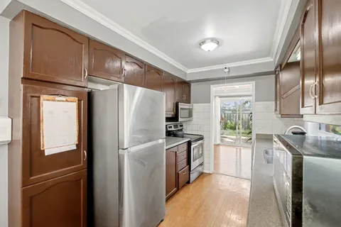 635 Rexford Drive, ON L8W 3E7