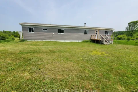 3092 Scotch Bush Bend, ON K0J 1S0