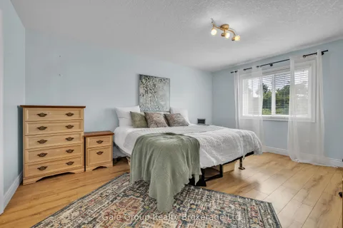 10 WESTVIEW Court, ON N4T 0B8