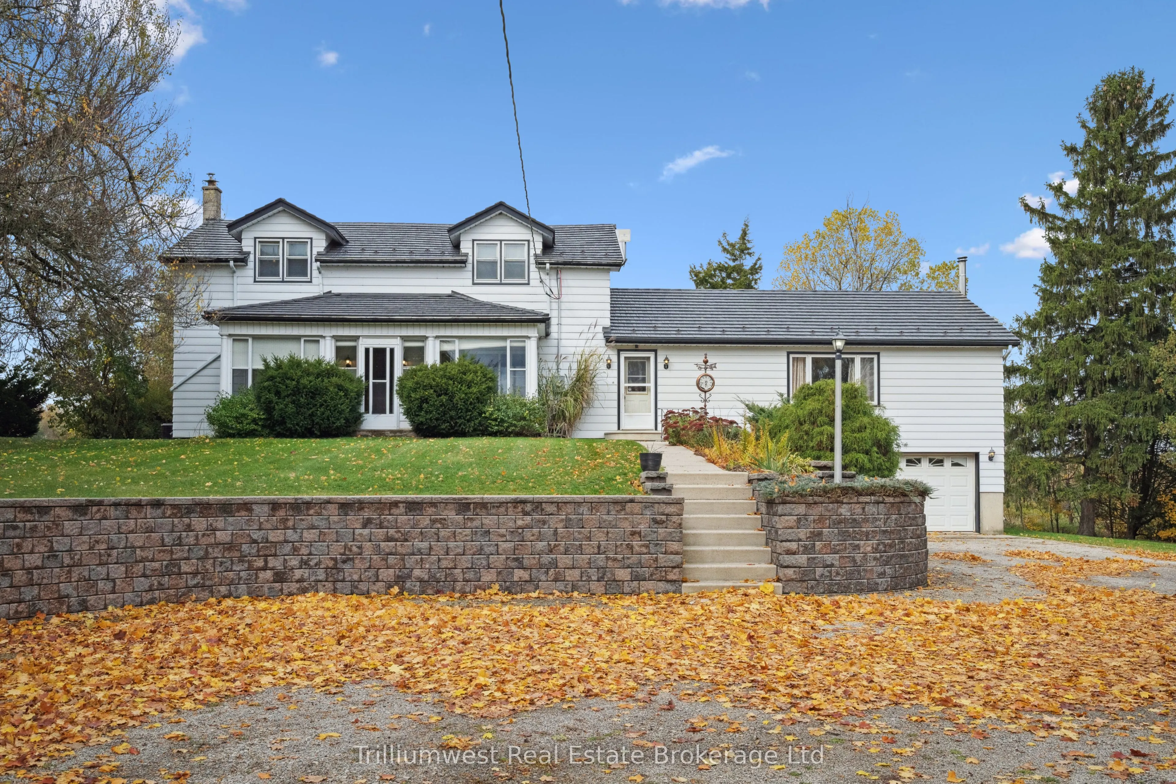 379 Little Lake Road, ON N0J 1P0